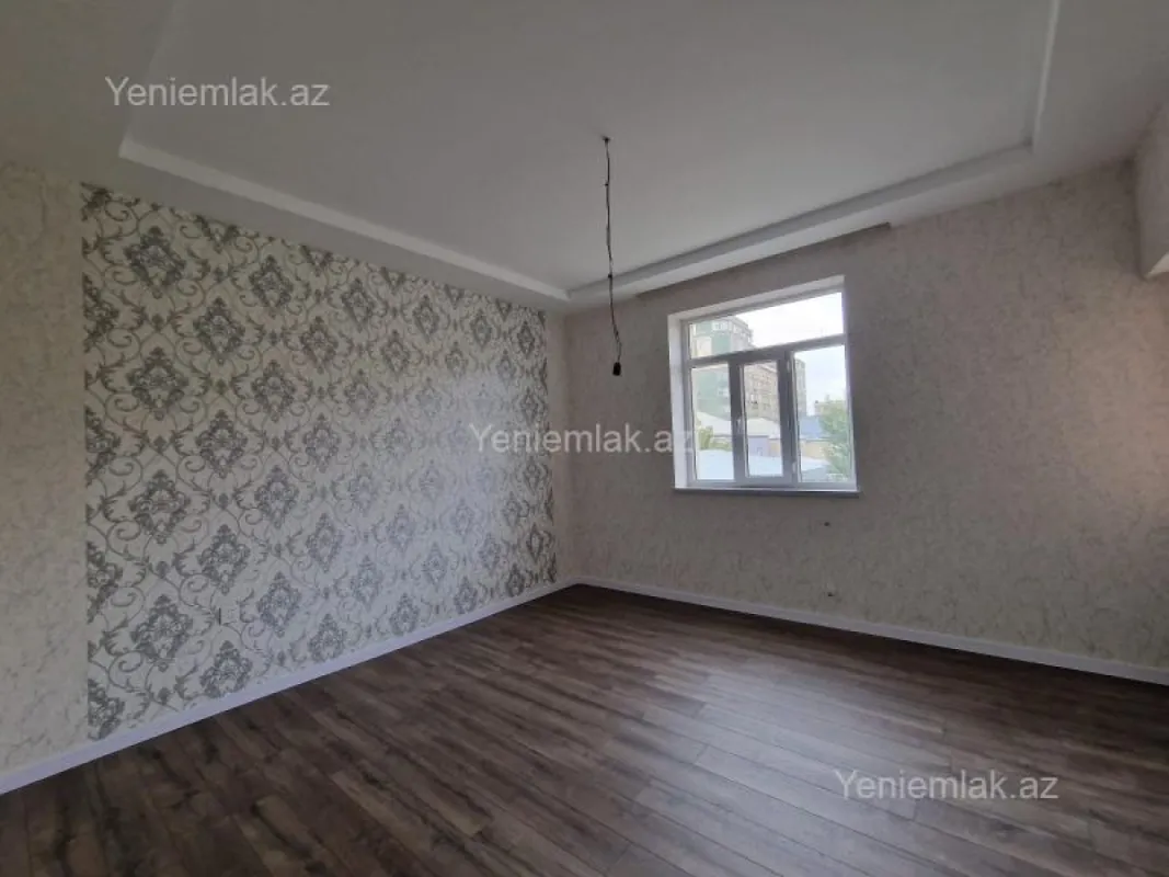 Satılır 5 otaqlı həyət evi 185 m²