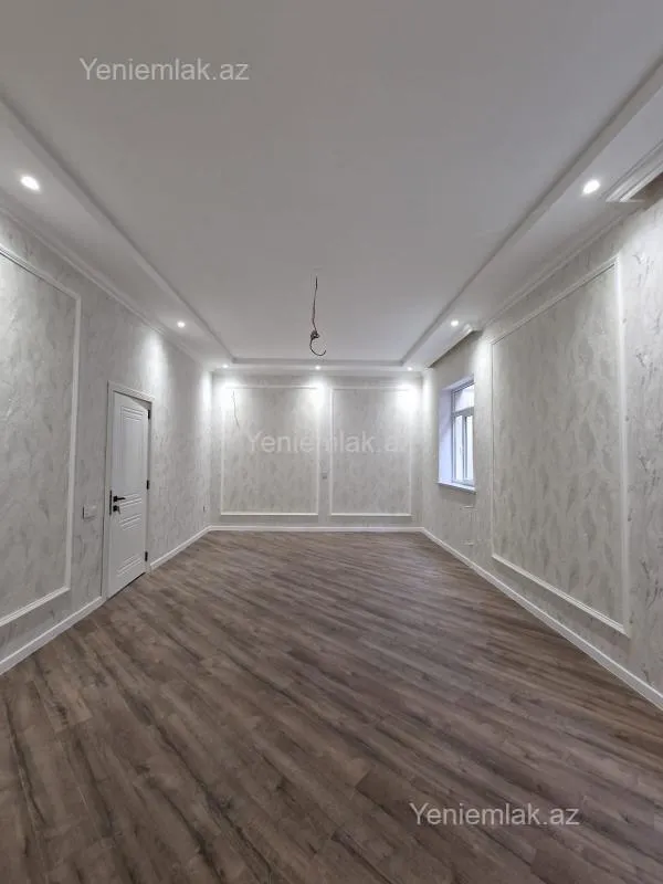 Satılır 5 otaqlı həyət evi 185 m²