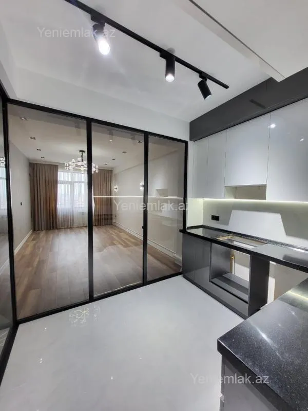 Satılır 2 otaqlı yeni tikili 70 m²