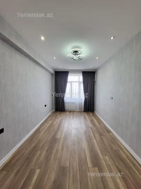 Satılır 2 otaqlı yeni tikili 70 m²