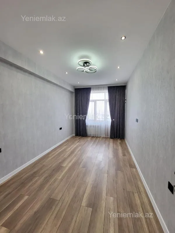 Satılır 2 otaqlı yeni tikili 70 m²