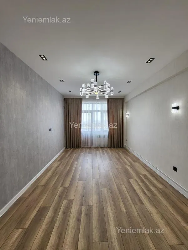 Satılır 2 otaqlı yeni tikili 70 m²