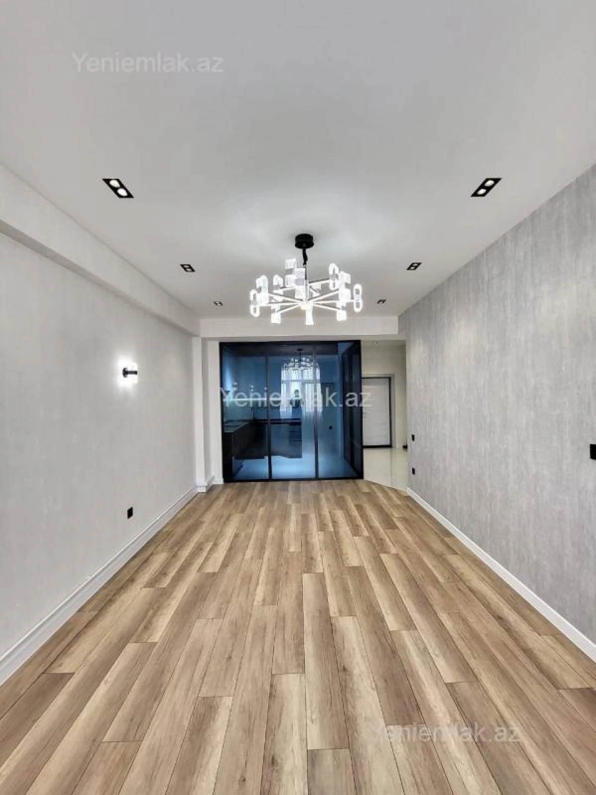 Satılır 2 otaqlı yeni tikili 70 m²