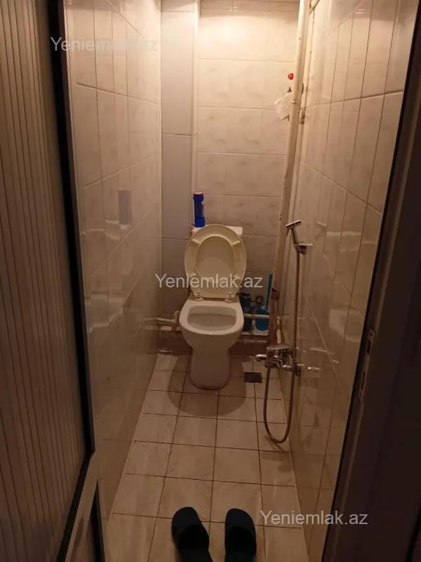 Satılır 4 otaqlı köhnə tikili 80 m²