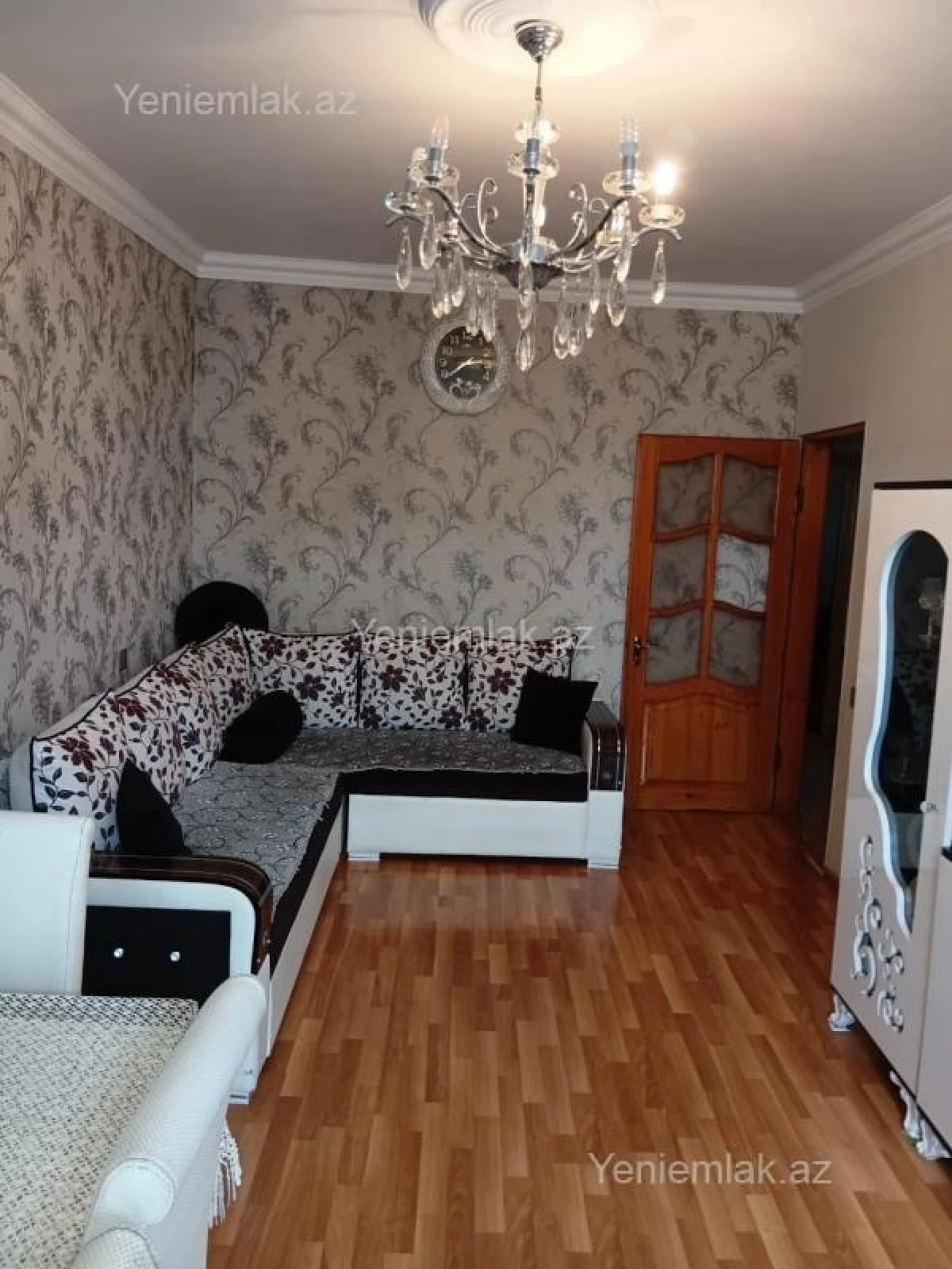 Satılır 4 otaqlı köhnə tikili 80 m²