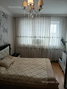 Satılır 4 otaqlı köhnə tikili 80 m²