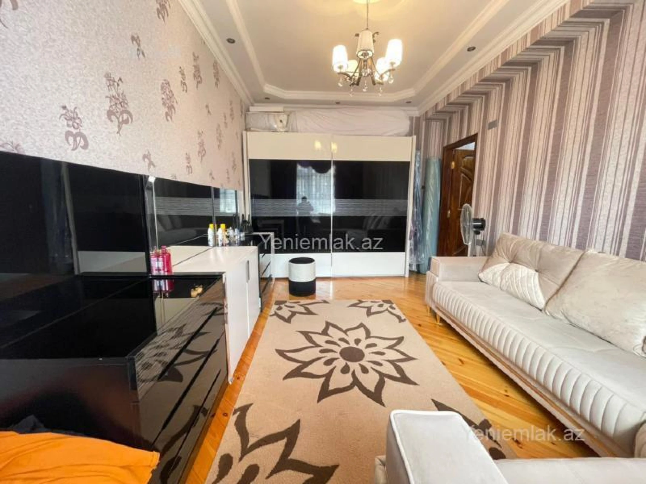 Satılır 3 otaqlı yeni tikili 85 m²
