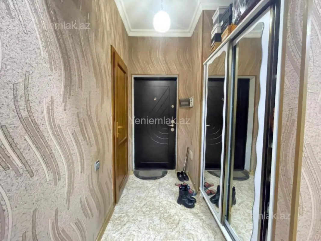 Satılır 3 otaqlı yeni tikili 85 m²