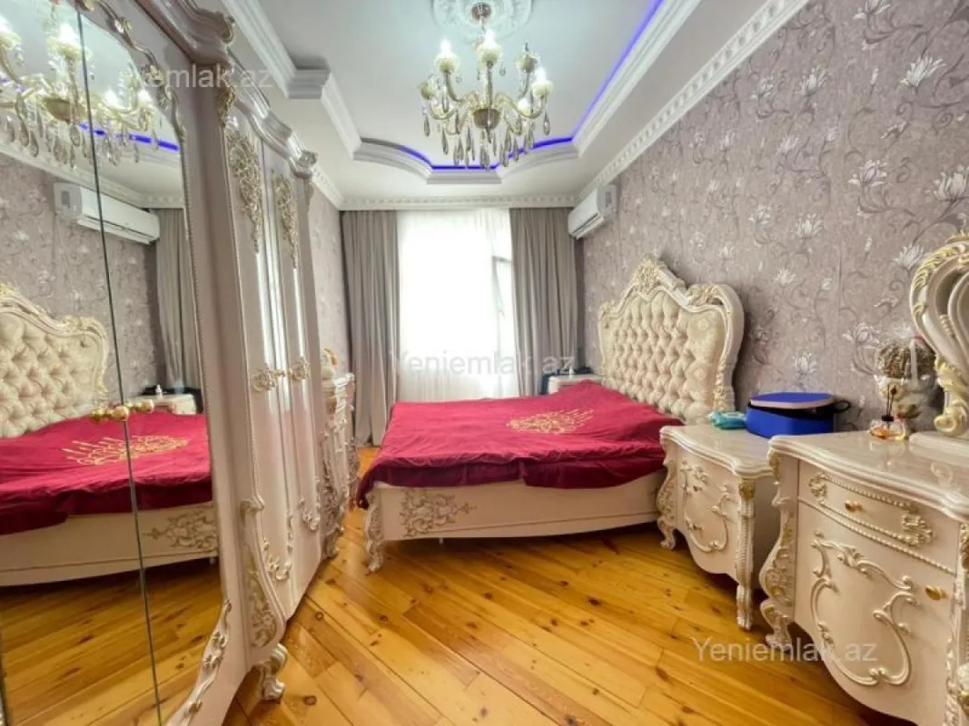 Satılır 3 otaqlı yeni tikili 85 m²