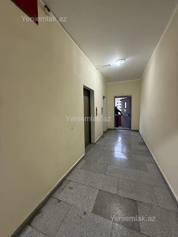 Satılır 1 otaqlı yeni tikili 64 m²