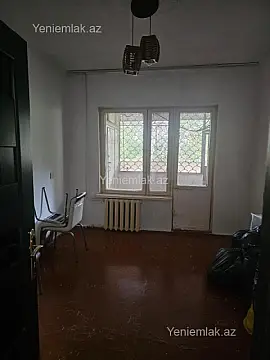 Satılır 2 otaqlı köhnə tikili 65 m²
