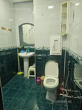 Satılır 2 otaqlı köhnə tikili 65 m²