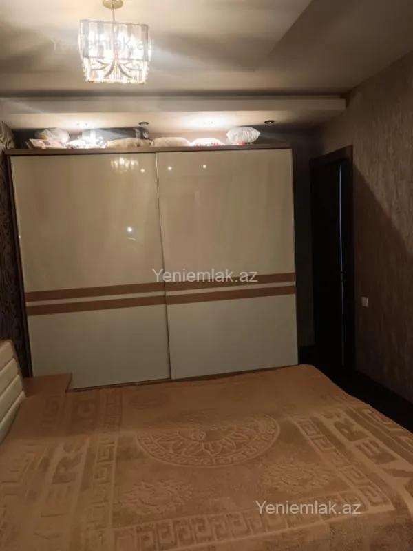 Satılır 3 otaqlı köhnə tikili 80 m²