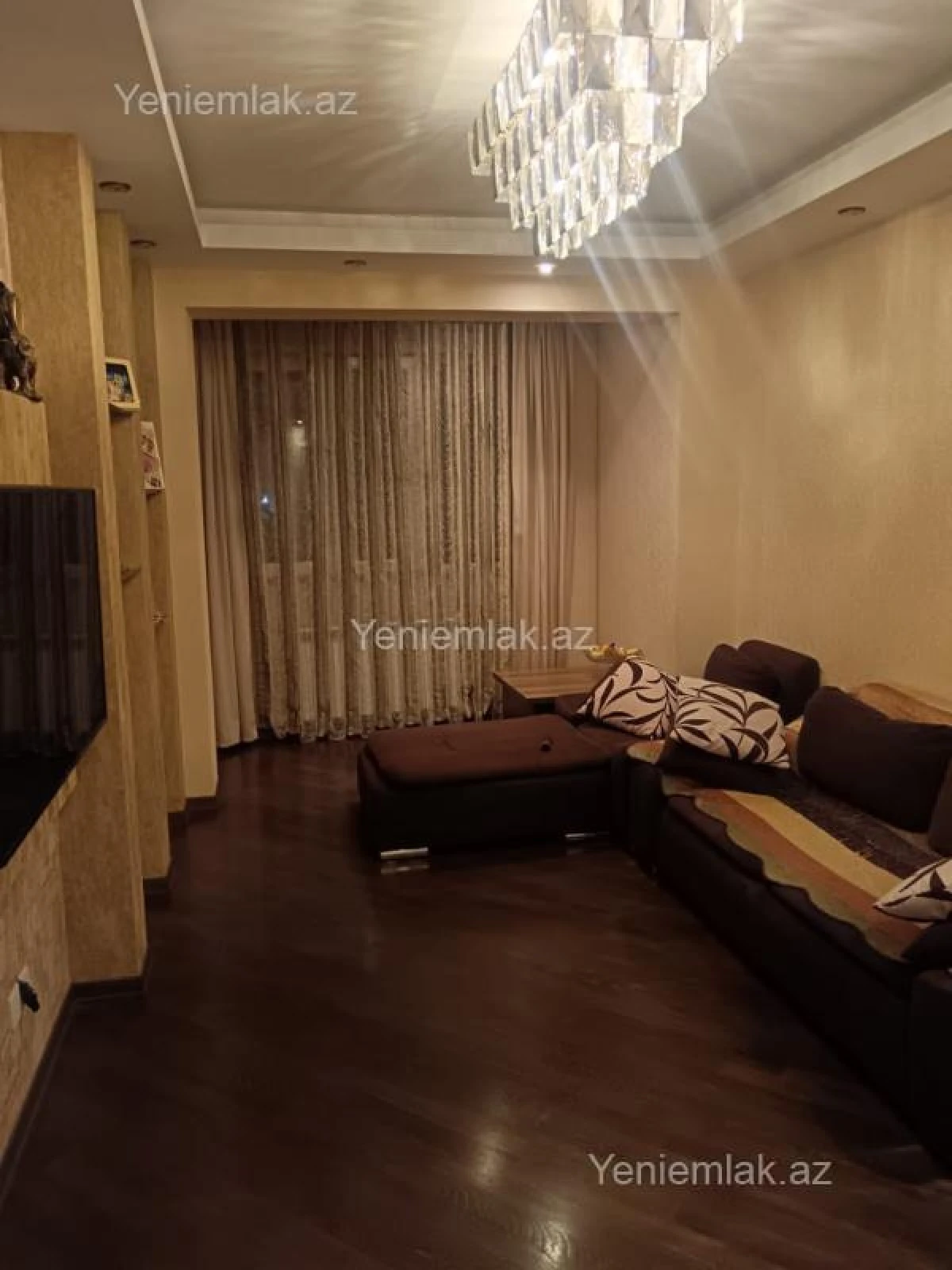 Satılır 3 otaqlı köhnə tikili 80 m²