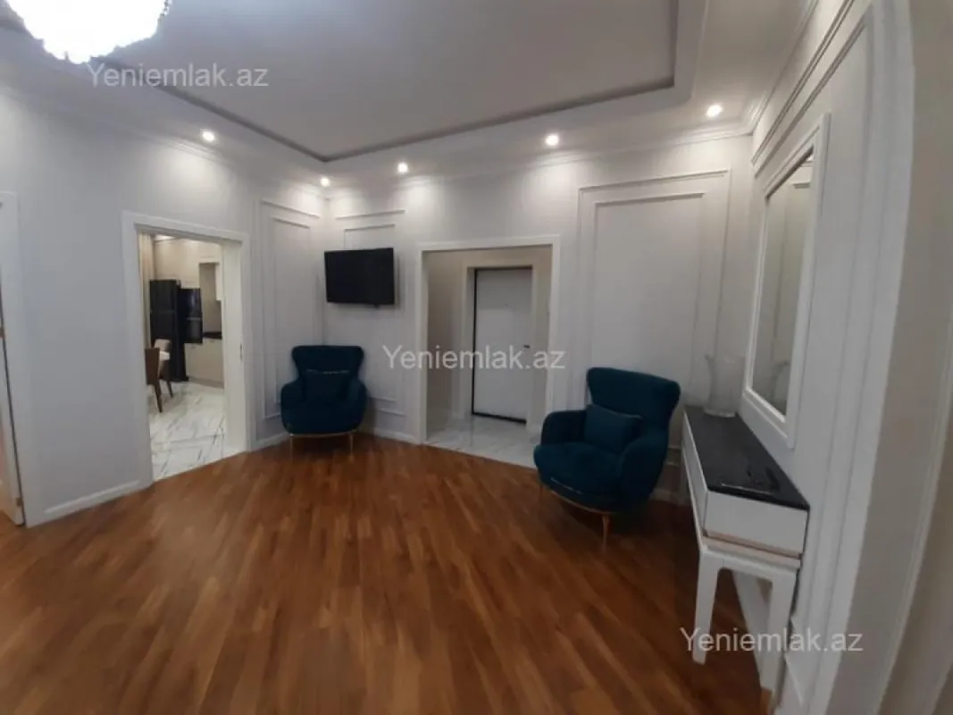 Satılır 3 otaqlı yeni tikili 105 m²