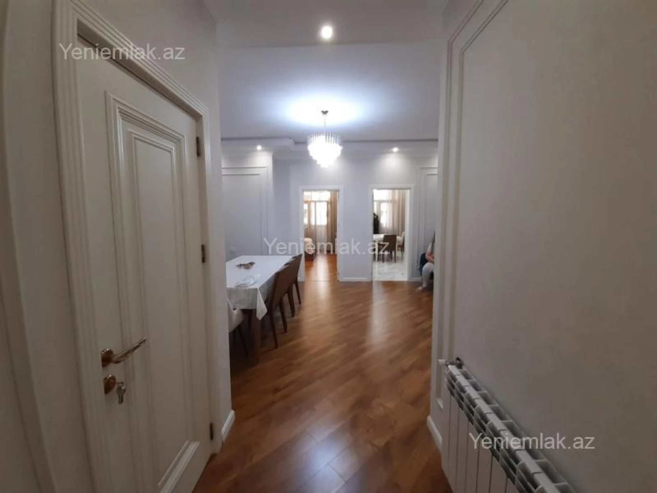 Satılır 3 otaqlı yeni tikili 105 m²