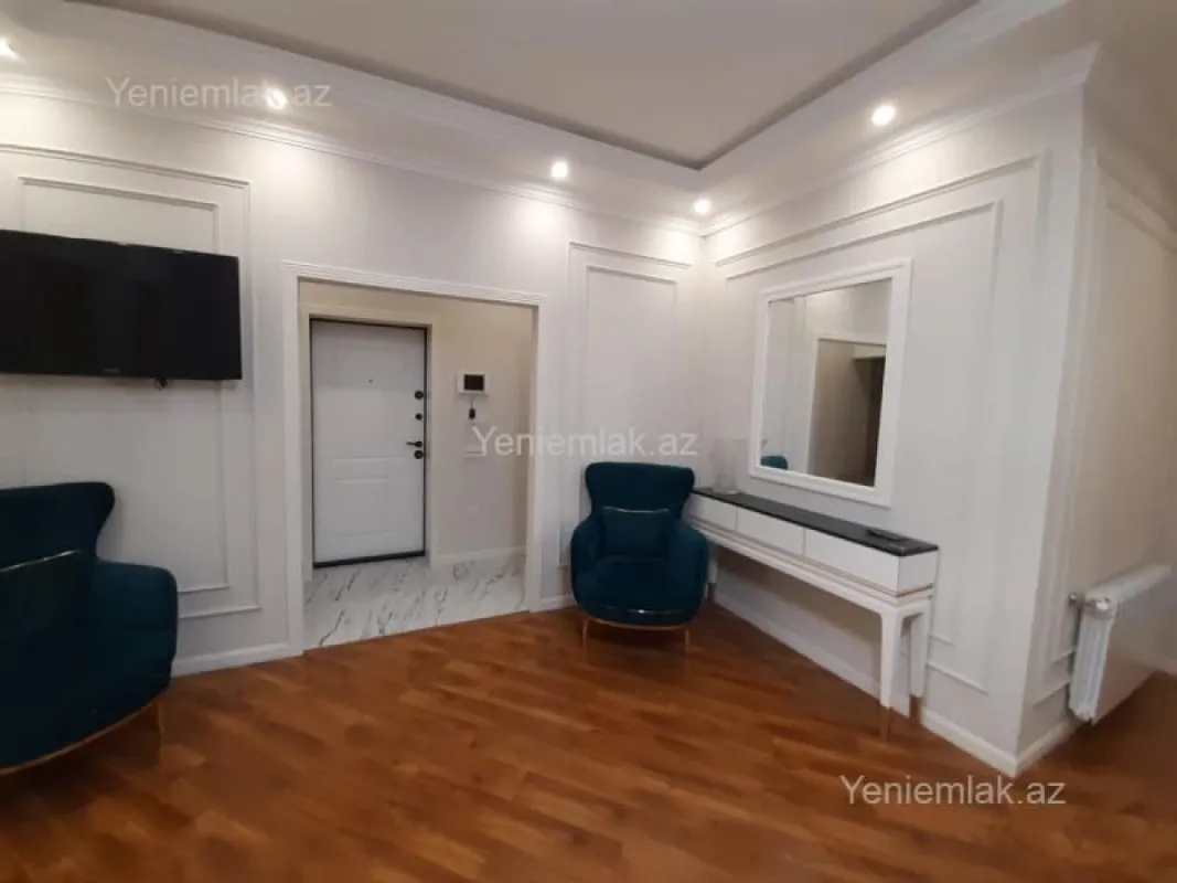 Satılır 3 otaqlı yeni tikili 105 m²