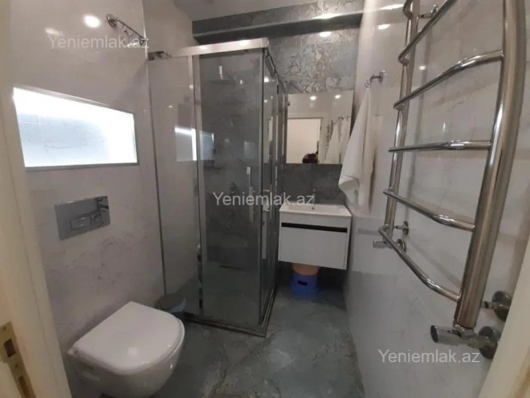 Satılır 3 otaqlı yeni tikili 105 m²