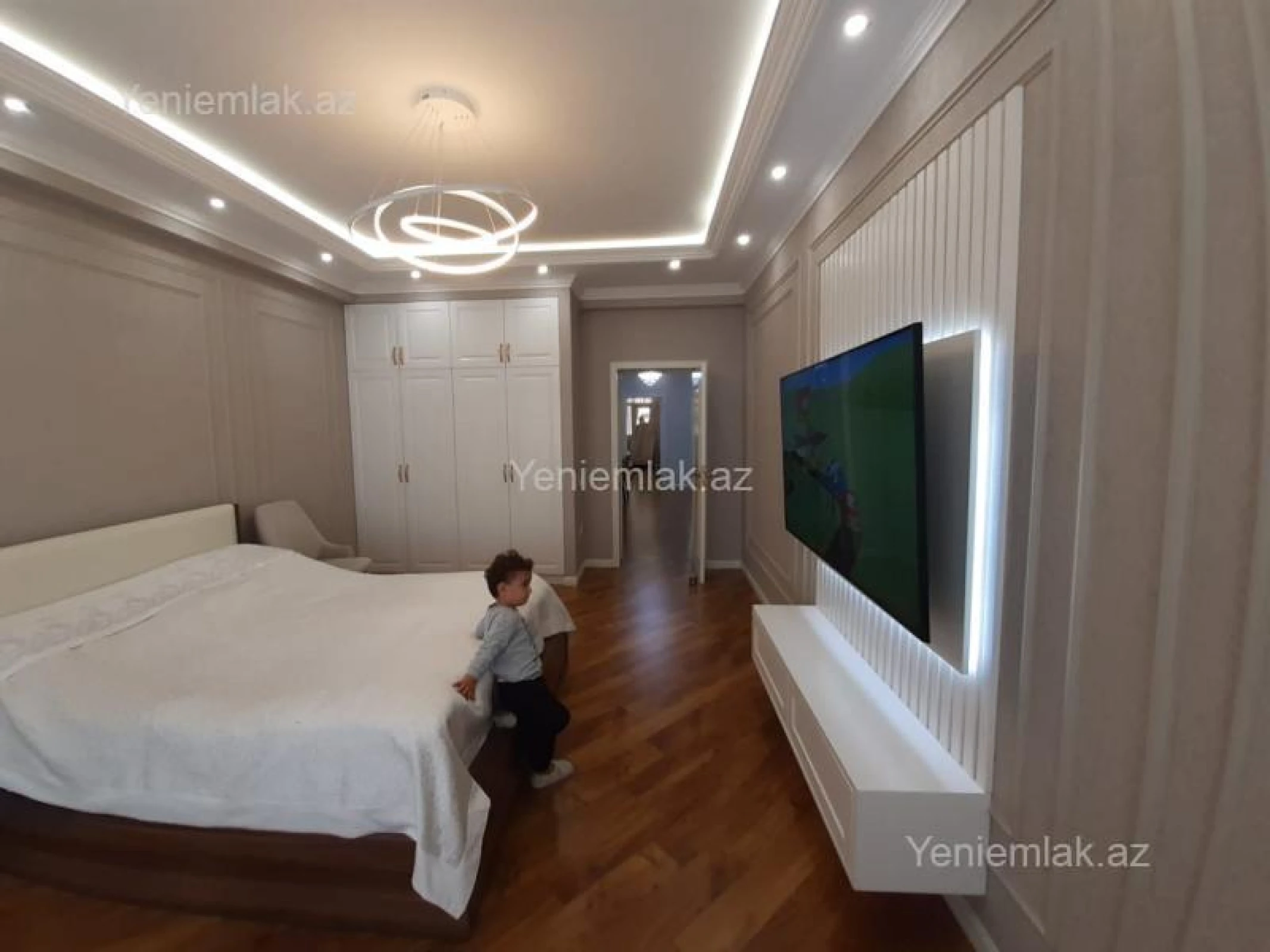 Satılır 3 otaqlı yeni tikili 105 m²