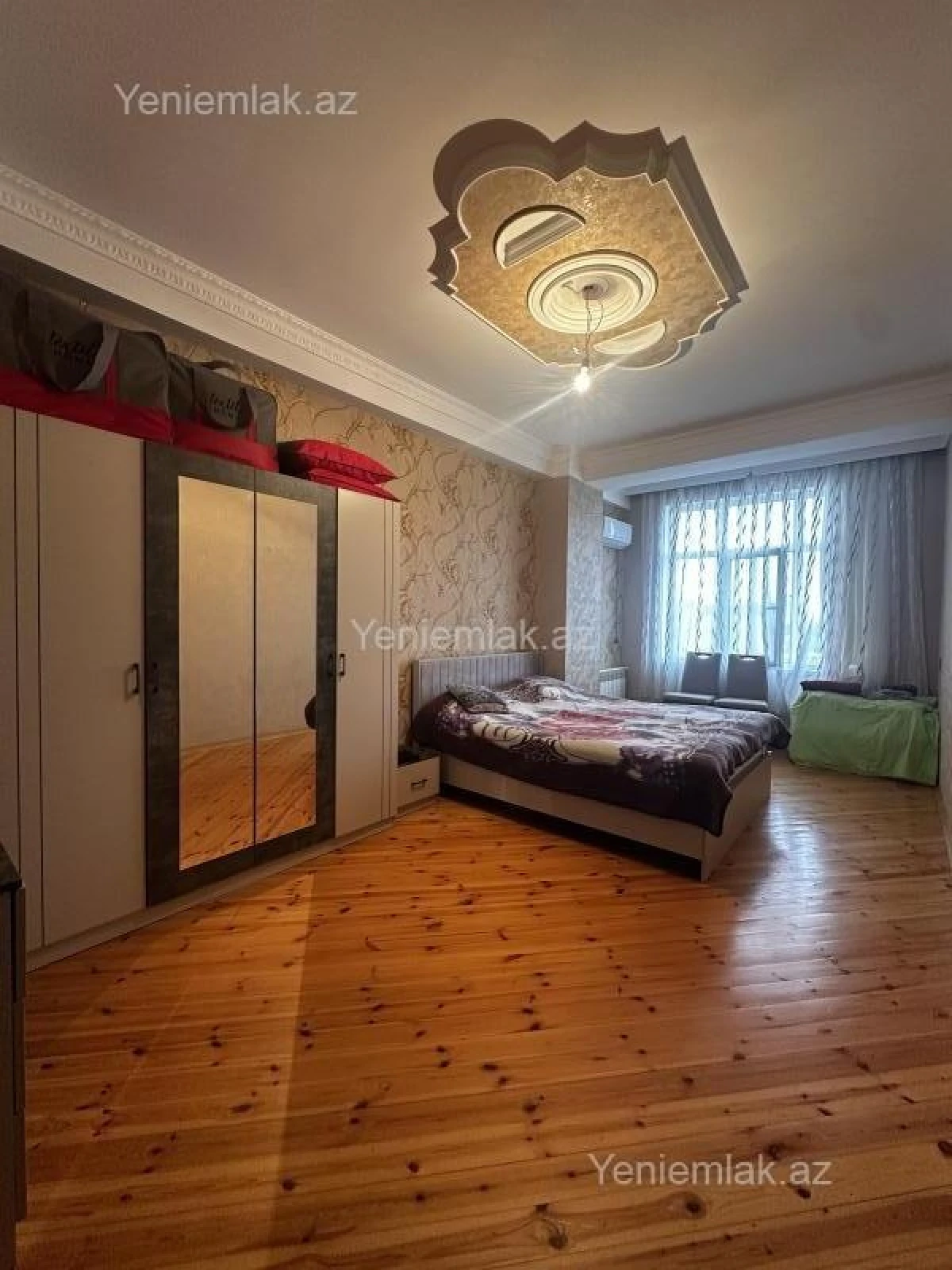 Satılır 2 otaqlı yeni tikili 60 m²