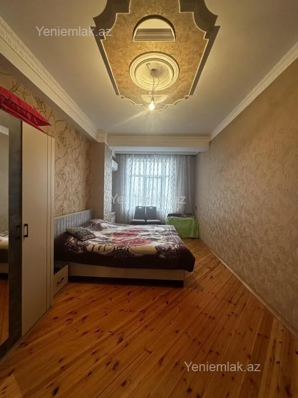 Satılır 2 otaqlı yeni tikili 60 m²