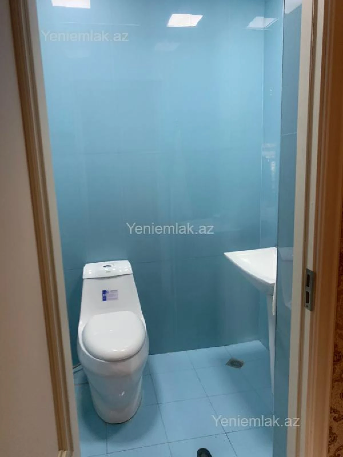 Satılır 5 otaqlı həyət evi 228 m²