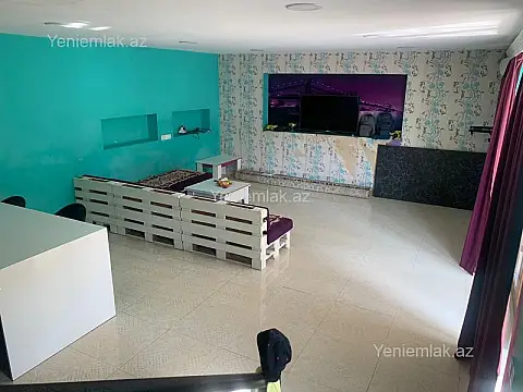 Satılır 5 otaqlı həyət evi 228 m²
