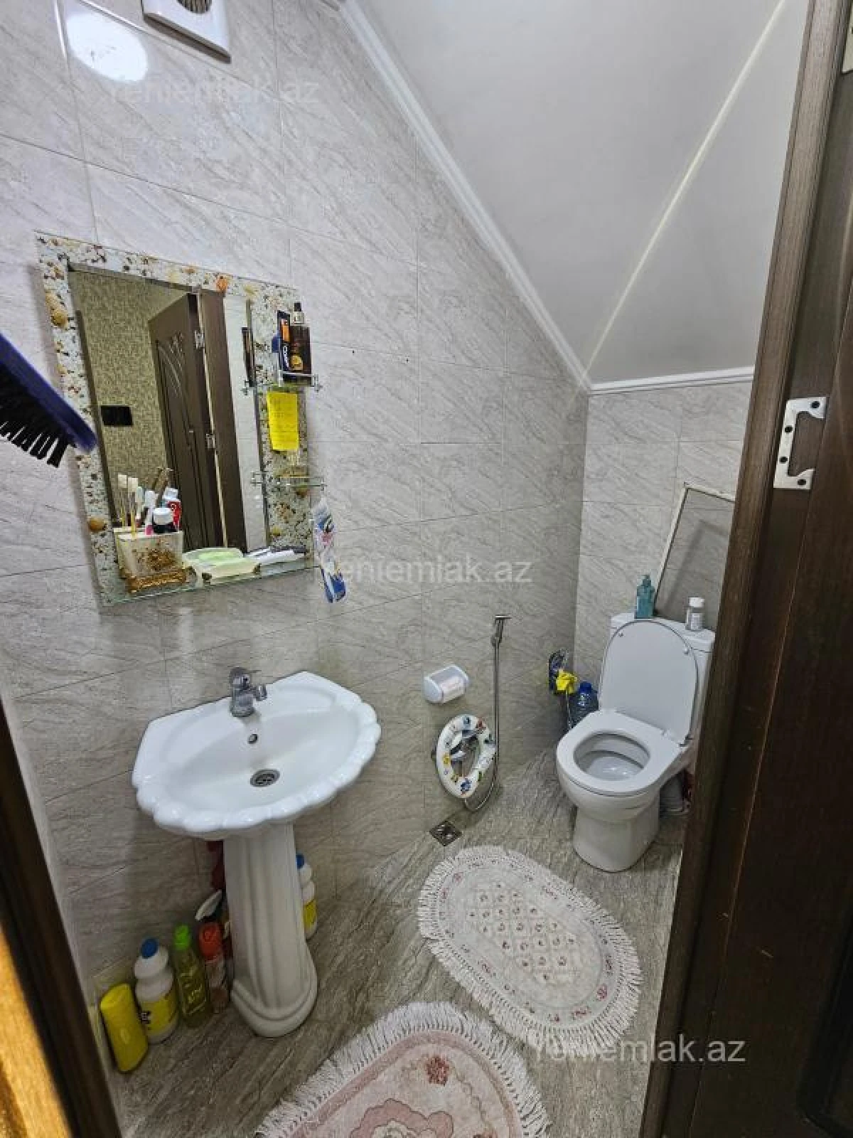 Satılır 4 otaqlı həyət evi 140 m²