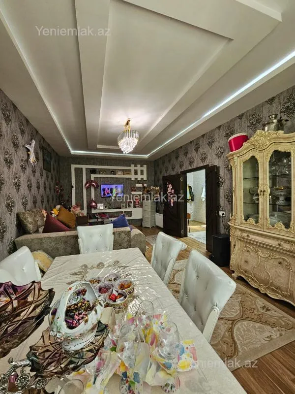 Satılır 4 otaqlı həyət evi 140 m²