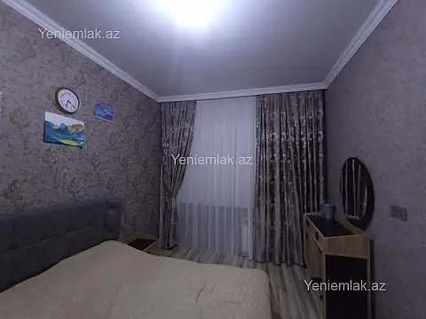 Satılır 4 otaqlı həyət evi 140 m²