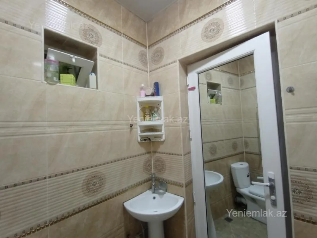 Satılır 4 otaqlı həyət evi 140 m²