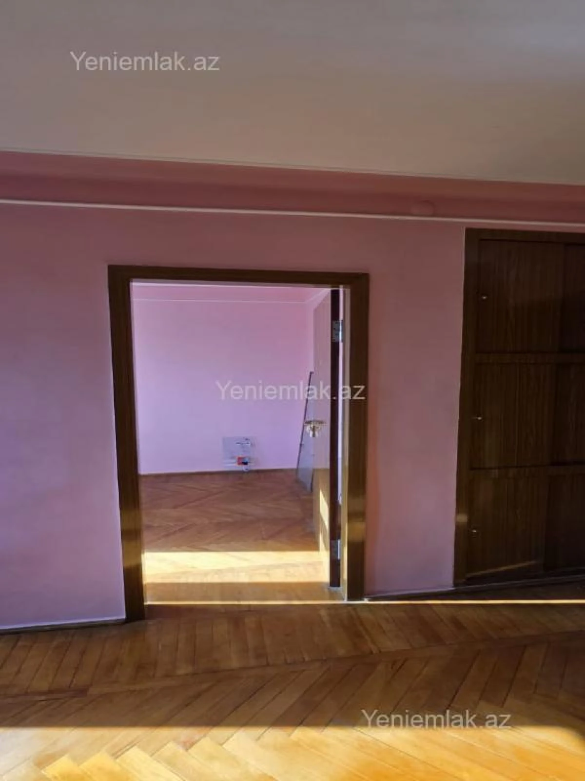 Satılır 3 otaqlı köhnə tikili 76 m²
