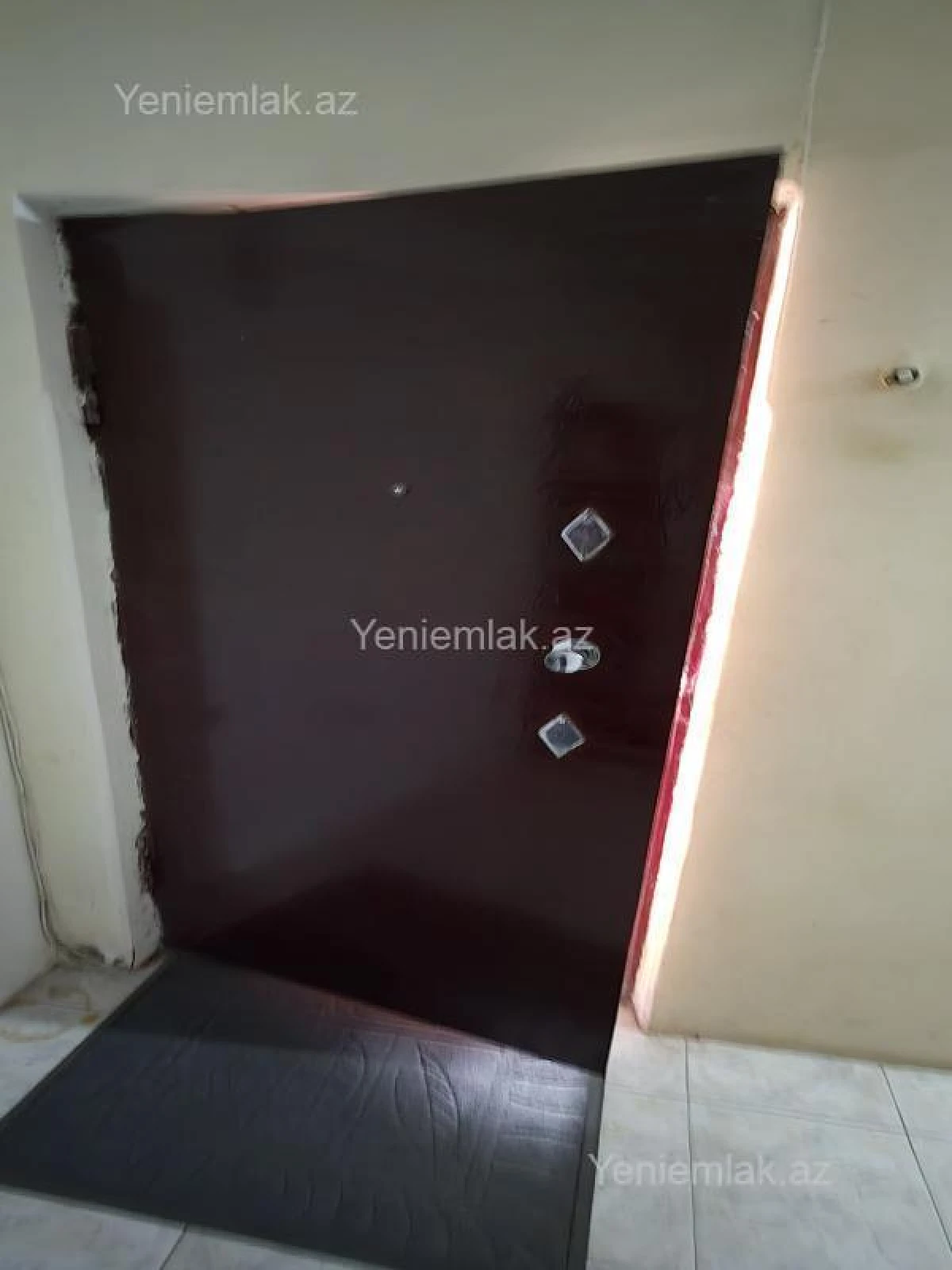 Satılır 3 otaqlı köhnə tikili 76 m²