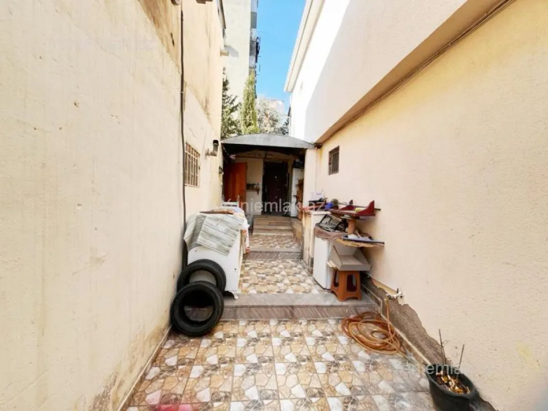 Satılır 4 otaqlı obyekt 110 m²