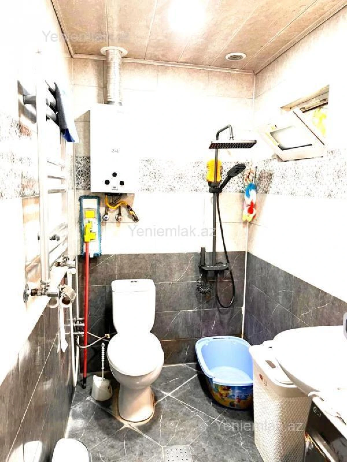 Satılır 4 otaqlı obyekt 110 m²