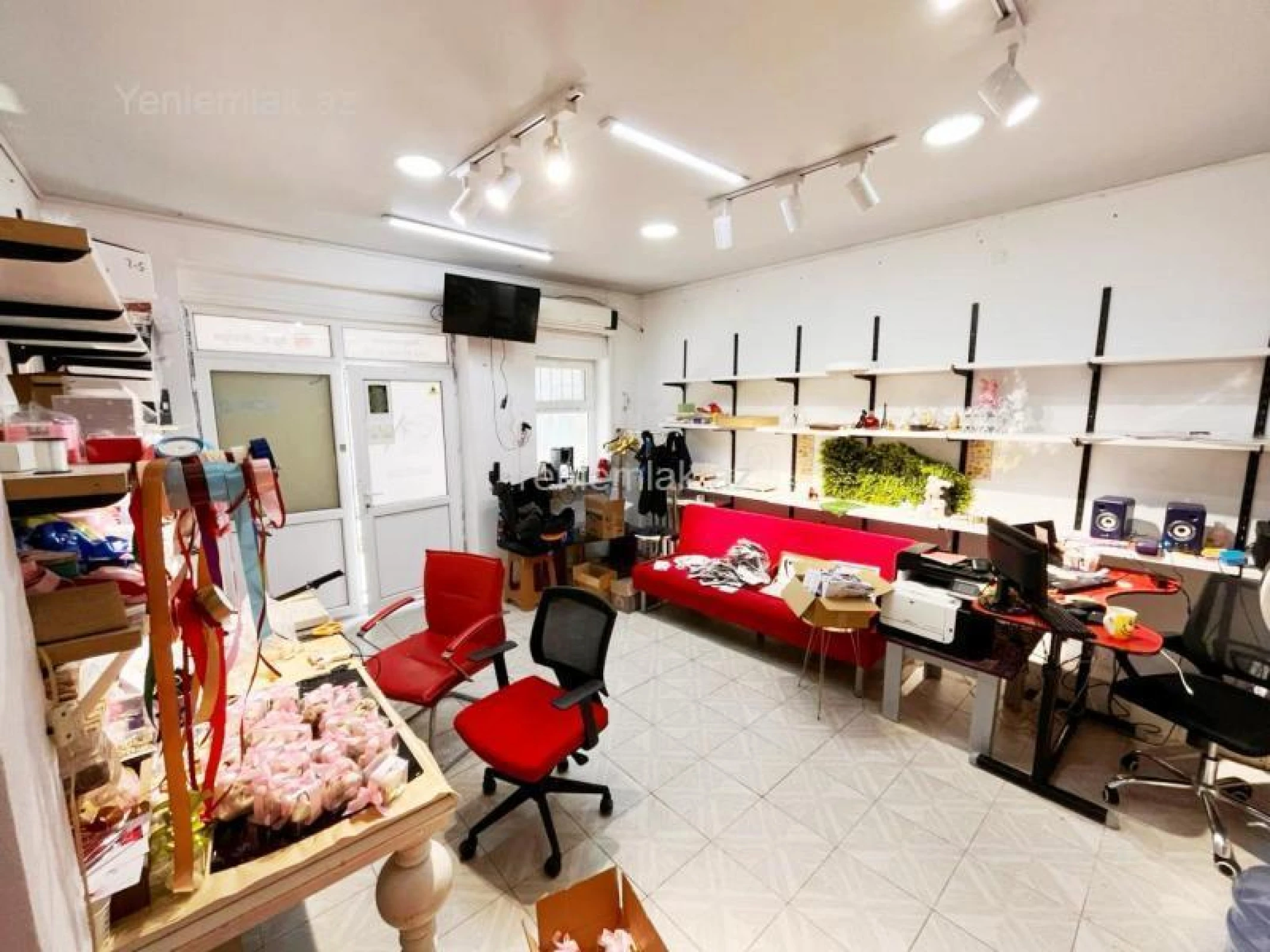 Satılır 4 otaqlı obyekt 110 m²