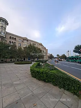 Satılır 3 otaqlı köhnə tikili 90 m²