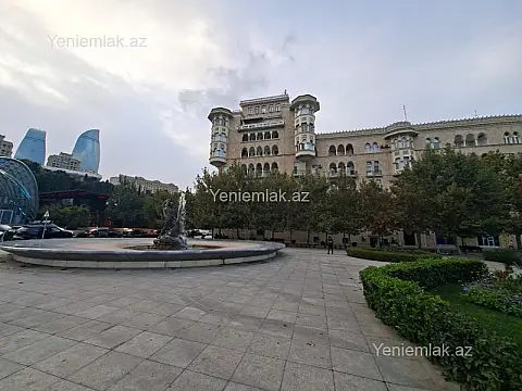 Satılır 3 otaqlı köhnə tikili 90 m² — Bakı, Səbail 3 otaq 90.00 m²