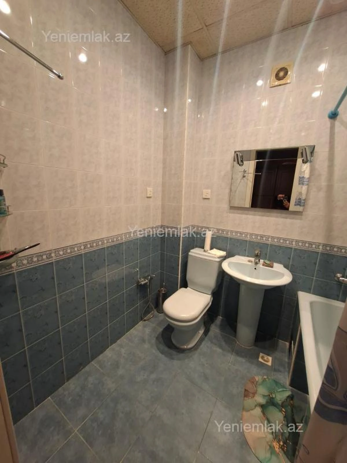 Satılır 3 otaqlı köhnə tikili 90 m²
