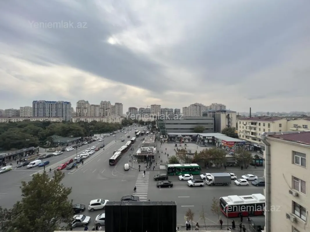 Satılır 4 otaqlı yeni tikili 144 m²