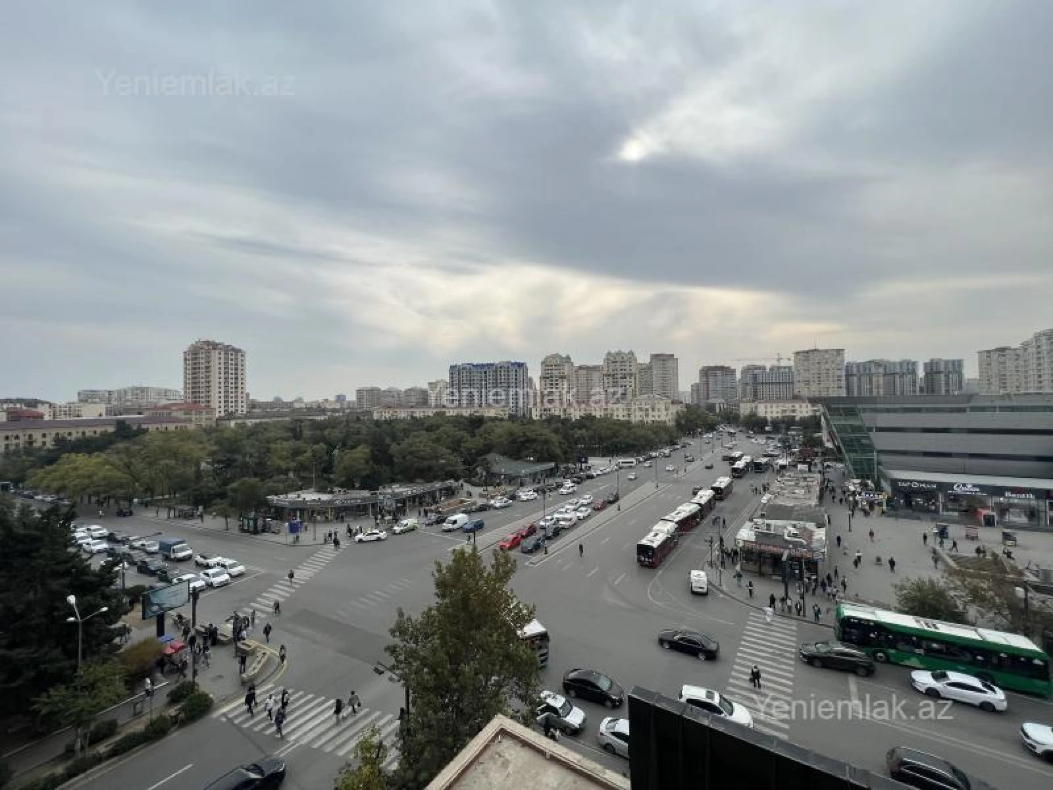 Satılır 4 otaqlı yeni tikili 144 m²