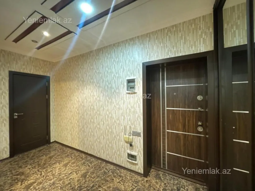 Satılır 2 otaqlı yeni tikili 75 m²