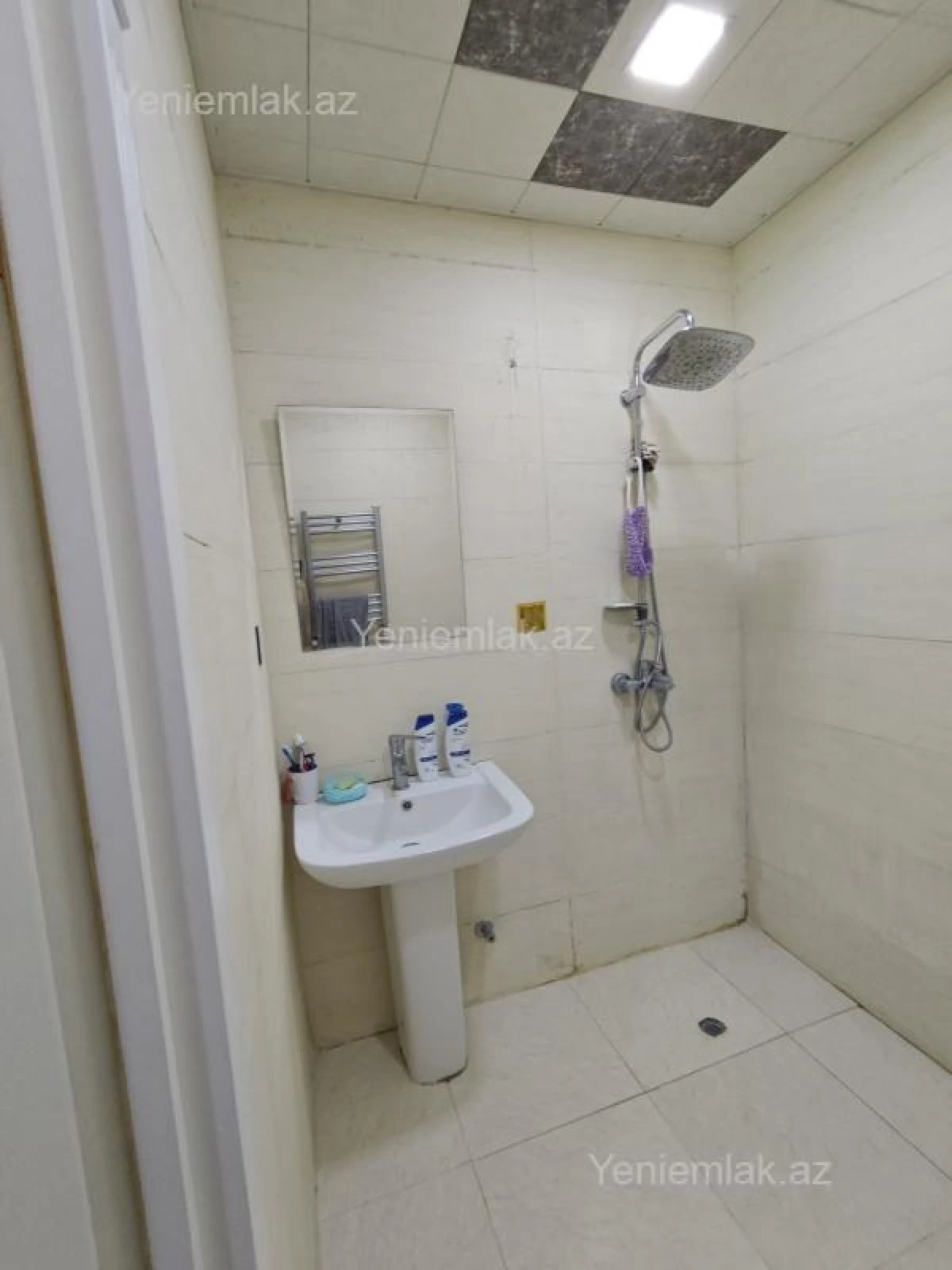 Satılır 2 otaqlı yeni tikili 70 m²