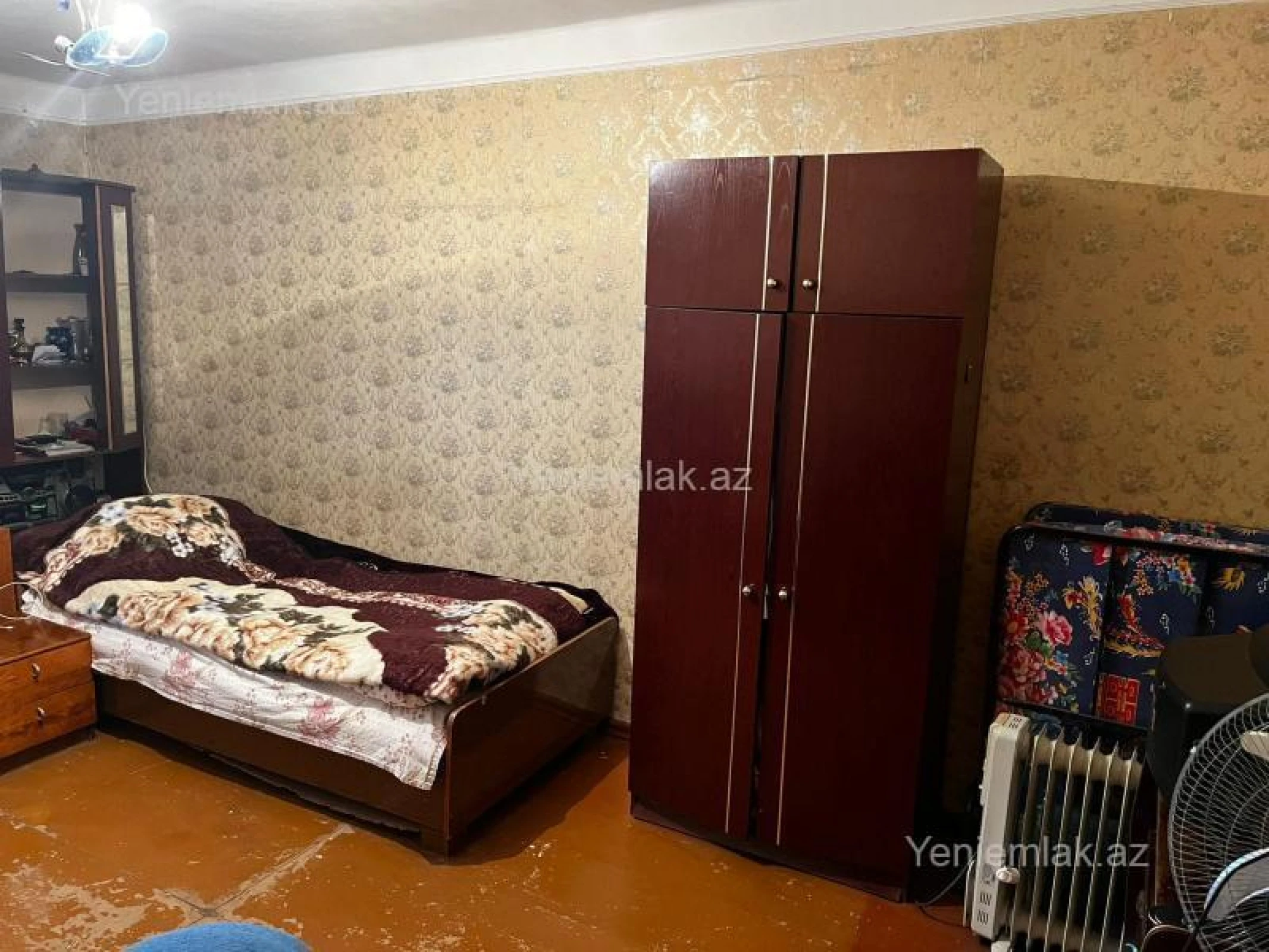 Satılır 1 otaqlı köhnə tikili 40 m²