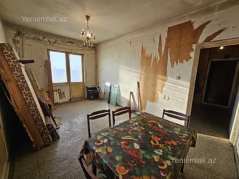Satılır 1 otaqlı köhnə tikili 35 m²