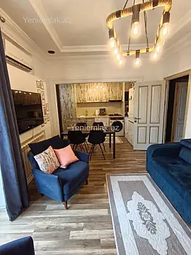 Satılır 2 otaqlı köhnə tikili 56 m²