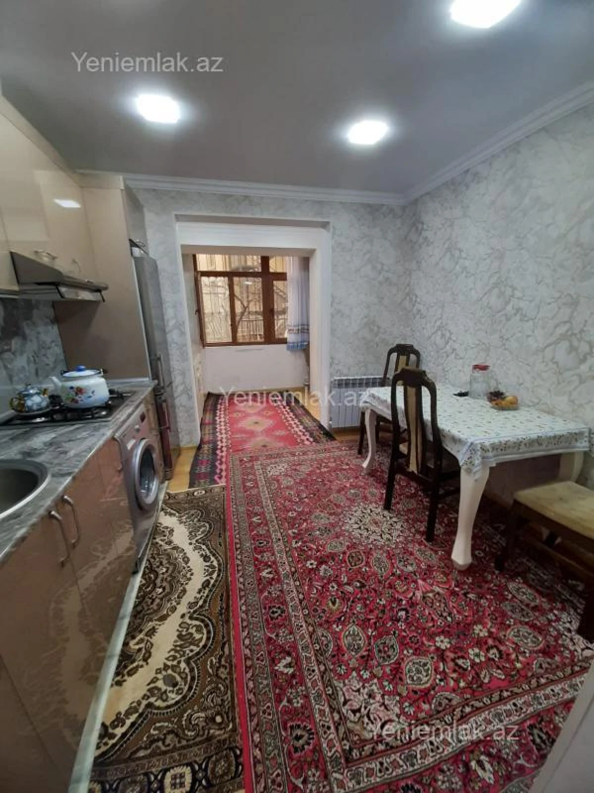 Satılır 4 otaqlı köhnə tikili 100 m²