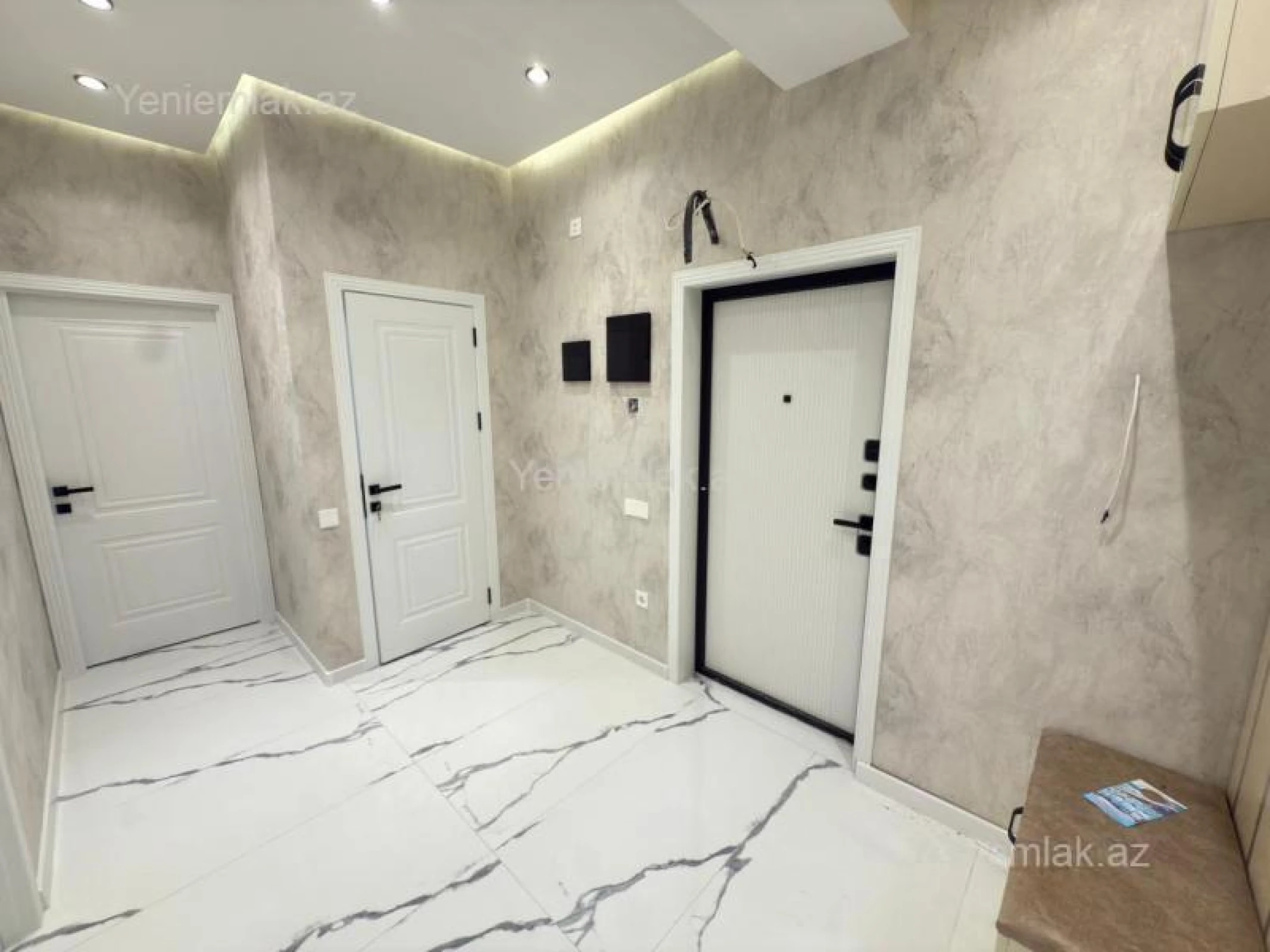 Satılır 2 otaqlı yeni tikili 77 m²