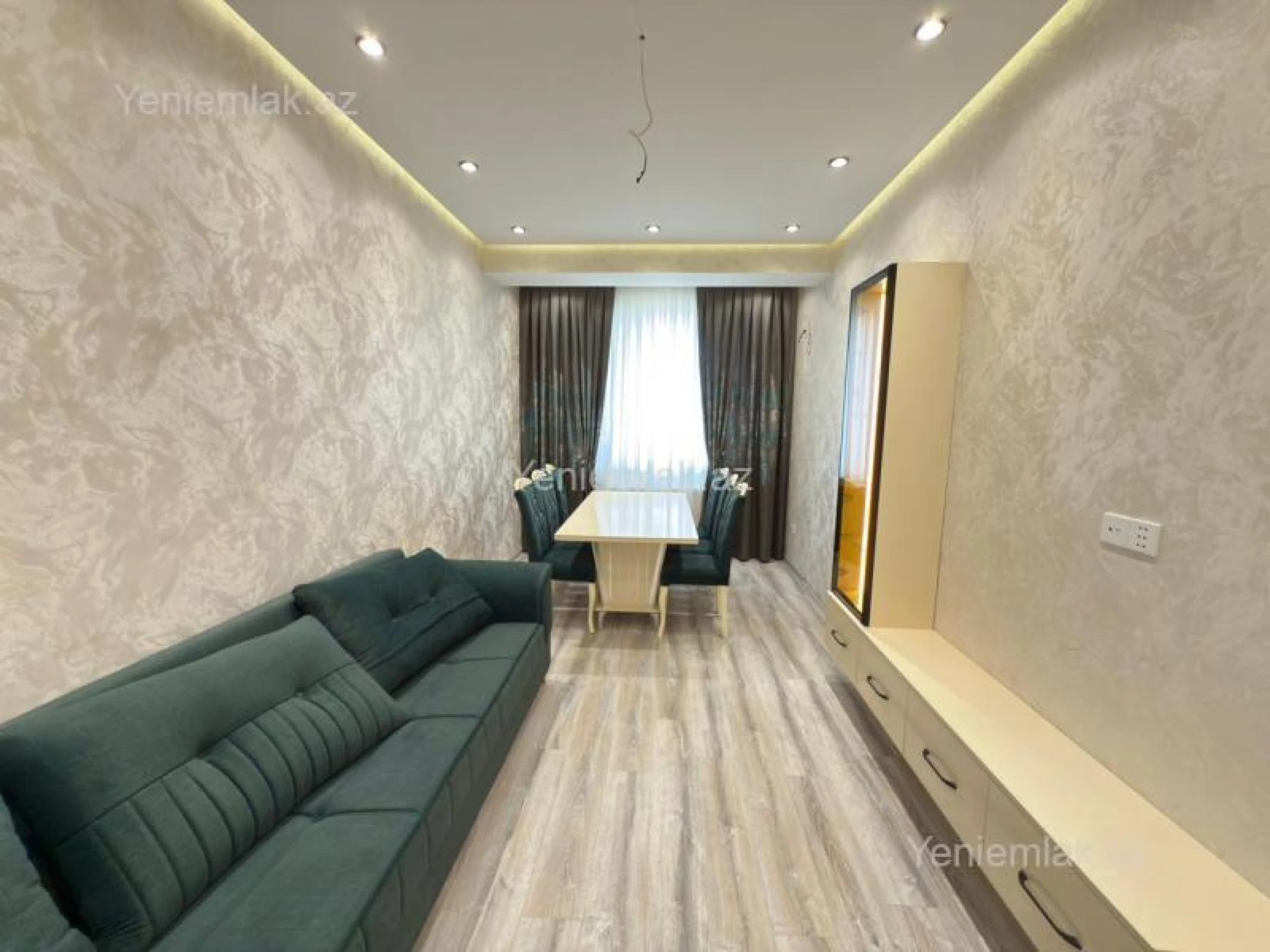 Satılır 2 otaqlı yeni tikili 77 m²