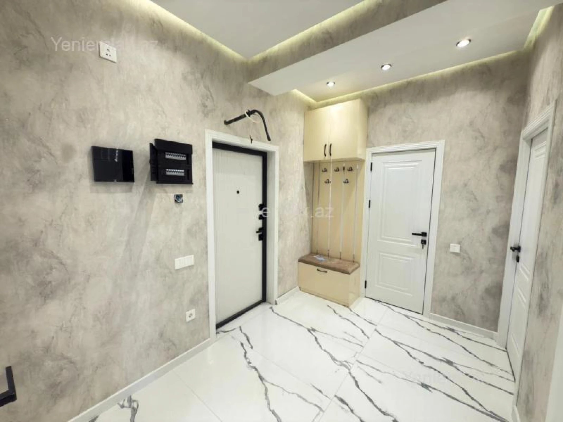 Satılır 2 otaqlı yeni tikili 77 m²